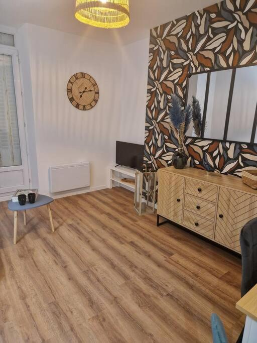 Le Carnot Apartment Montceau-les-Mines Exterior foto